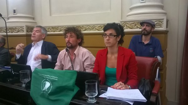 Legislatura de Córdoba: se presentó proyecto en repudio por represión a docentes en Santiago del Estero