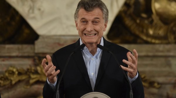 Macri: "Solo habrá lugar para el que se gana la vida trabajando"