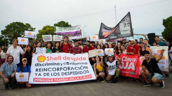 Crece el apoyo de los estudiantes a los trabajadores despedidos de Shell