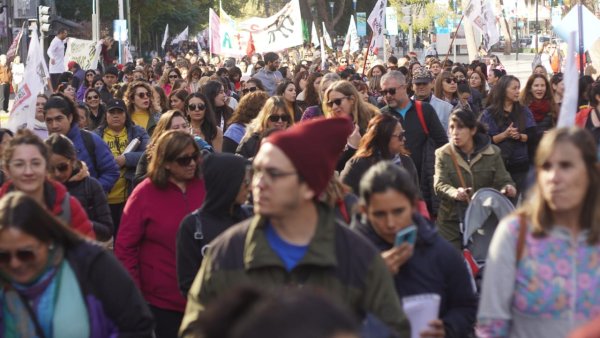 Contundente paro y movilización de Aten por las condiciones edilicias de las escuelas 