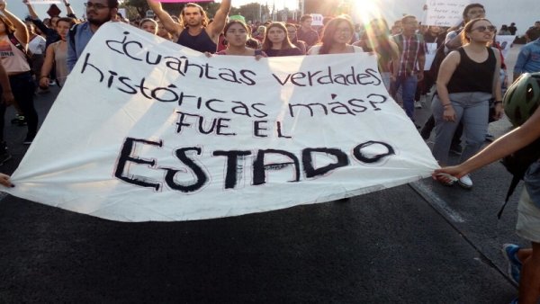 Marchan miles en Guadalajara: ¡No creemos en la "verdad" histórica!