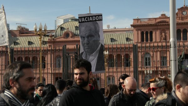 Télam: ajuste macrista, despidos, resistencia y amplia solidaridad