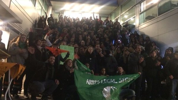 Untref: los estudiantes nos organizamos, la gestión y el Centro quieren elecciones