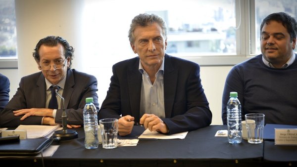 Como Onganía, Macri rebajó el Ministerio de Trabajo a una secretaría (más) patronal