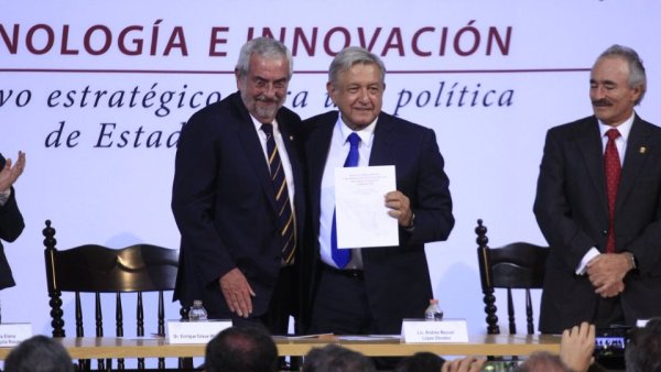 López Obrador ante ataque porril: ni una palabra de repudio 