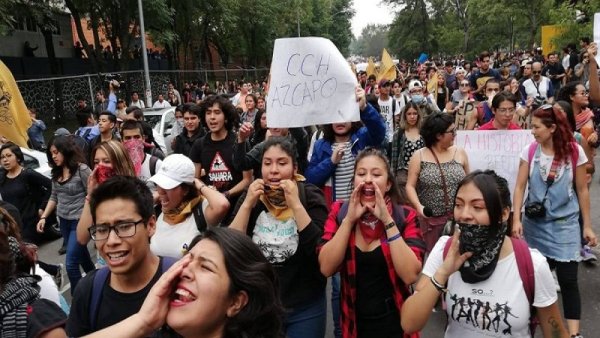 Las mujeres a la cabeza de la lucha por la educación pública en México