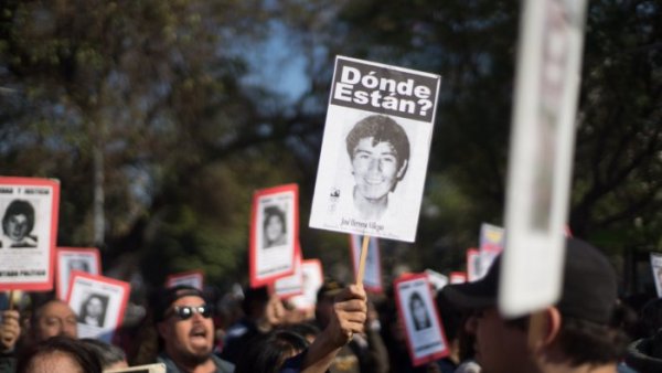 Fotogalería: Así se vivió la marcha contra la impunidad a 45 años del golpe militar