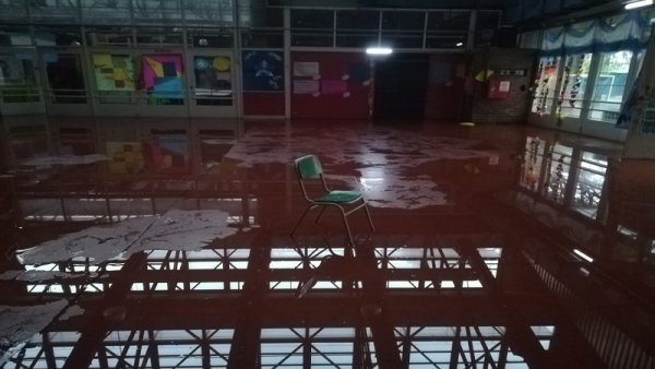 Larreta es responsable: escuela de Bajo Flores se inundó con la lluvia