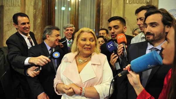 Crisis en Cambiemos: Carrió dice que se amigará con Macri cuando “saque a Garavano”