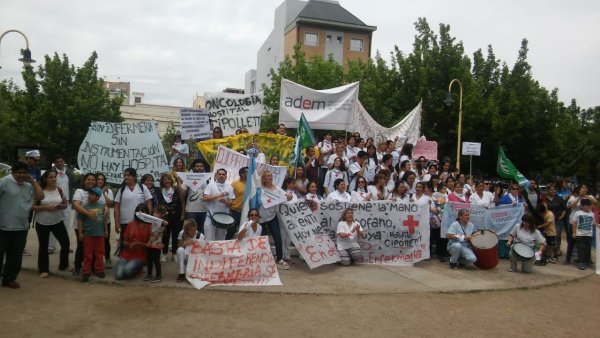 Cipolletti: movilización en defensa de la salud pública, contra la precarización laboral