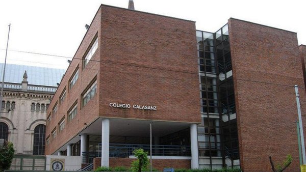 Colegio católico de Caballito exige a quienes inscriben a sus hijos que firmen contra la ESI