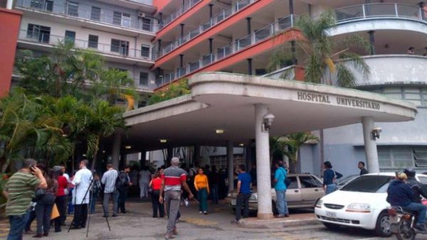 Dos muertes en el Hospital Universitario de Caracas, por negligencia de las autoridades