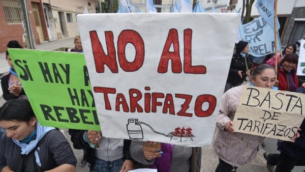 Saqueo al bolsillo: suben la luz, las prepagas, la garrafa social y el transporte