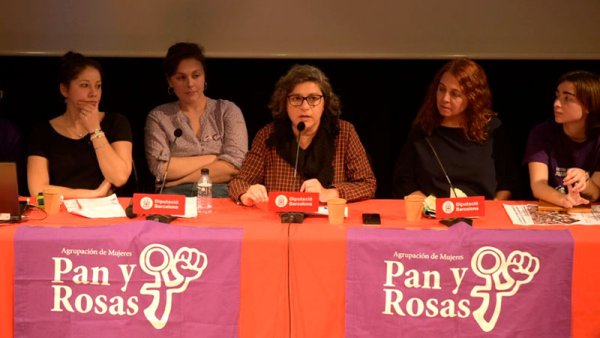 Encuentro de mujeres con Andrea D'Atri en Barcelona: “Las trabajadoras pueden ser dirigentes de su clase frente a la crisis capitalista” 