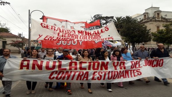 Hoy sentencia a estudiantes en Jujuy: Morales pretende condenarlos con policías infiltrados