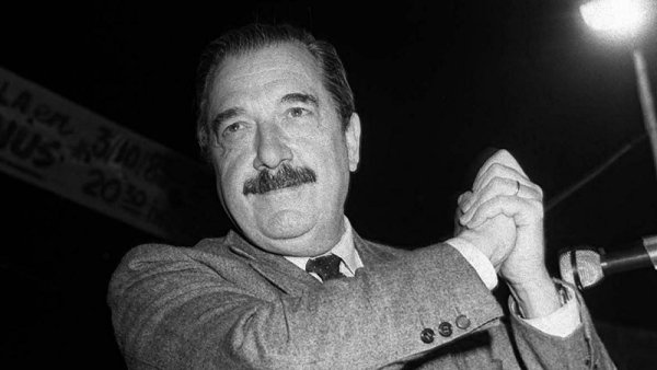 A diez años de la muerte de Alfonsín: el significado de su triunfo en el 83