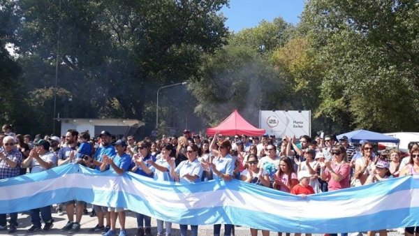 Con la complicidad de Vidal, Loma Negra busca despedir a 200 trabajadores