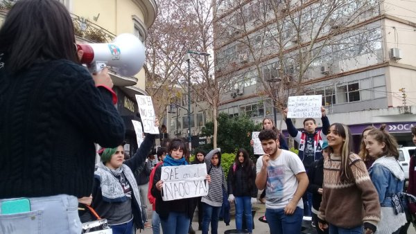 Nacional San Isidro: reclamaron ante el Servicio Alimentario porque la mitad va sin comer