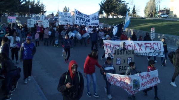 Las calles de Zapala exigen justicia por Facundo Guiñez