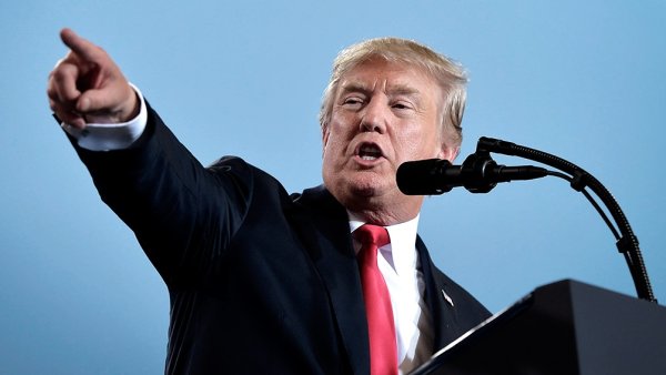 Trump restableció tarifas aduaneras contra Brasil y Argentina para el acero y el aluminio