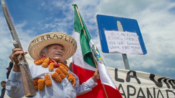 Denuncian imposición de proyecto de aguas negras de parque industrial en Puebla