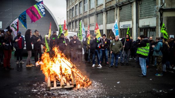 Nueva jornada de lucha en Francia en el día 13 de la huelga del transporte 