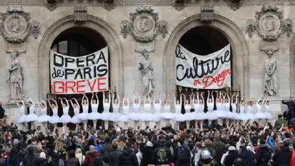 Así enfrentan las bailarinas de la Ópera de París la reforma jubilatoria de Macron