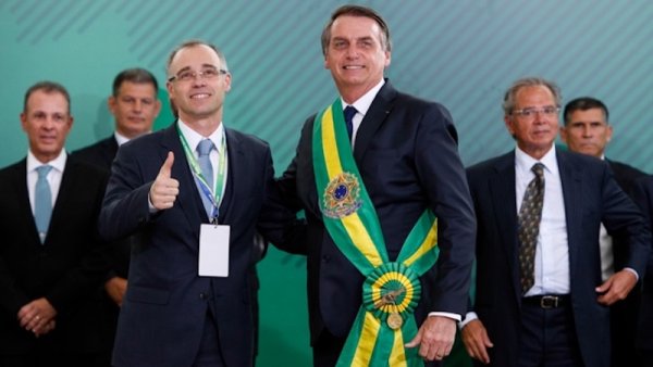 Bolsonaro eligió a un pastor evangélico para reemplazar a Moro en el Ministerio de Justicia