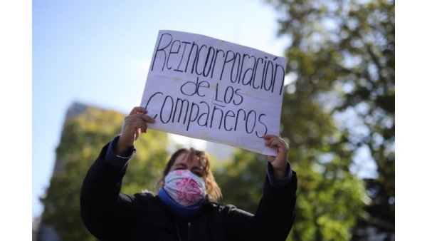 Kicillof precariza y avala despidos en Torres 1 y 2 de La Plata