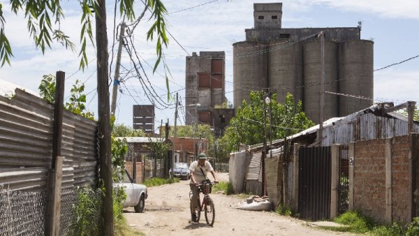 Covid-19 en Villa Inflamable: alerta entre pandemia y contaminación