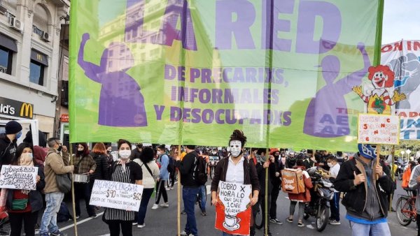 "No somos invisibles": jóvenes precarios se movilizaron en las principales ciudades de Argentina