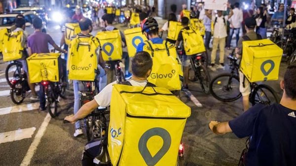 La nueva FP de “rider” y el plan estratégico para precarizar (más) a la juventud