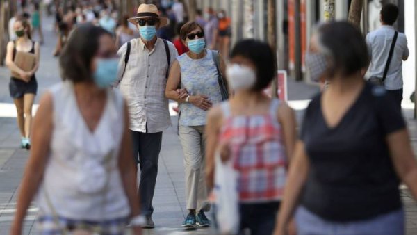 La segunda ola de coronavirus en el Estado español se enfrenta con más recortes