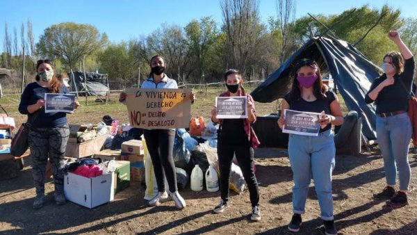 Se entregó colecta solidaria por las familias sin vivienda de Cipolletti