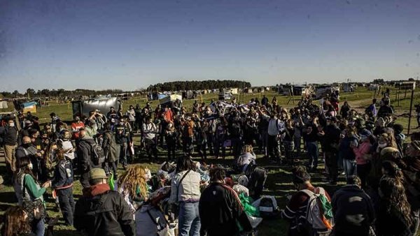 Guernica no está sola: la izquierda y los sectores combativos llevaron solidaridad a las familias en lucha