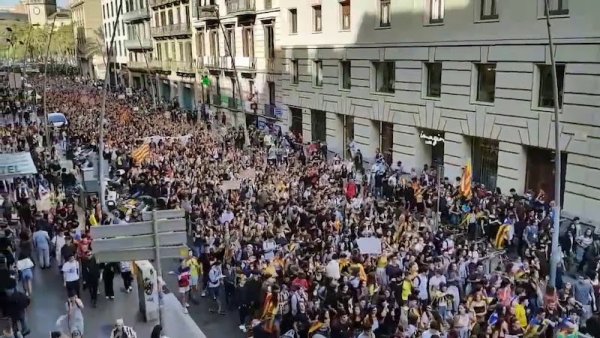 ¿Por qué los y las estudiantes nos tenemos que sumar a la huelga de educación en Catalunya?