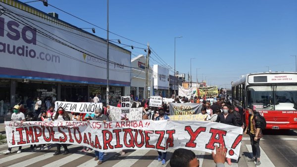 La Matanza: familias de las tomas, feriantes y trabajadores reclaman en el municipio