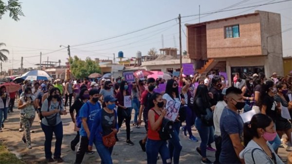 Ahora: movilización en Alto Comedero reclamando justicia por Alejandra y #NiUnaMenos