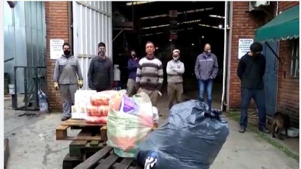 [VIDEO] Trabajadores de la Cooperativa Gotan donan alimentos a las familias de Guernica 