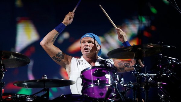 Chad Smith, baterista de los Red Hot Chili Peppers, cumplió 59 años