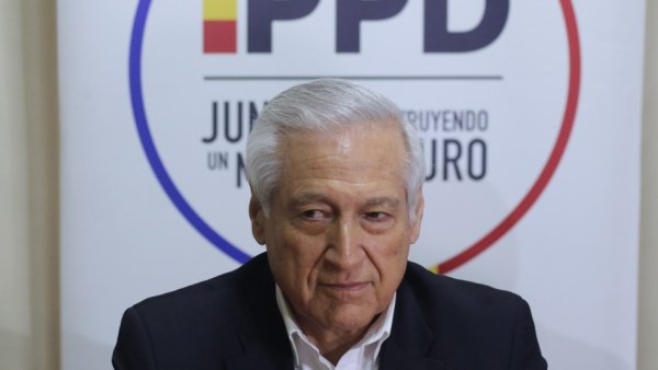 Sin vergüenza: Heraldo Muñoz se sube al triunfo del Apruebo y anuncia precandidatura presidencial 