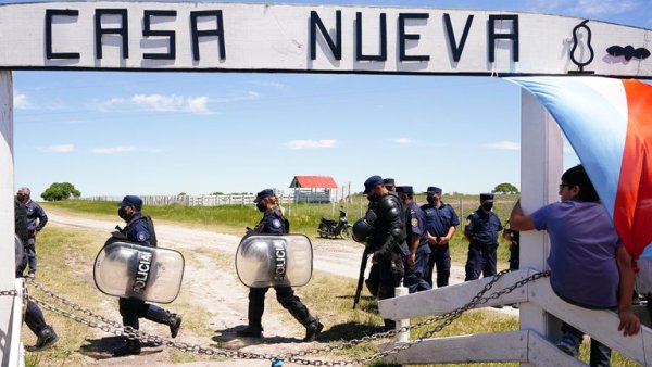 Caso Etchevehere: luego de la orden de desalojo, Grabois anunció que se retiran 