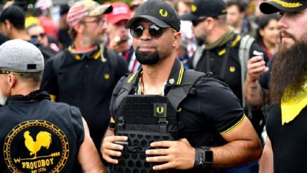 Detienen en Washington al líder del grupo ultraderechista Proud Boys