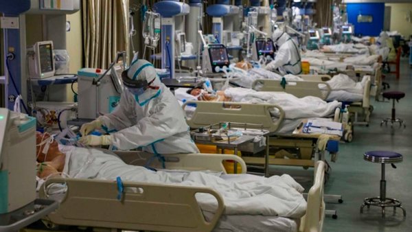 Ola de frío, rebrote y recortes hacen colapsar los hospitales en el Estado español