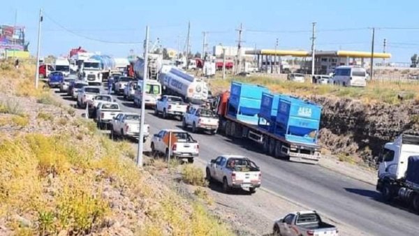 Corte total de ruta y piquetes por falta de agua en Añelo, el corazón de Vaca Muerta