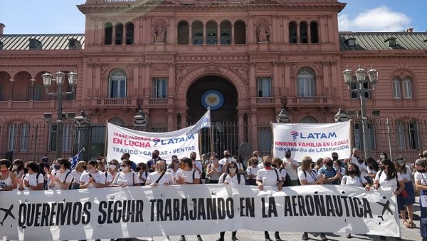 Trabajadores de Latam anuncian medidas en Aeroparque si el Gobierno no cumple su compromiso