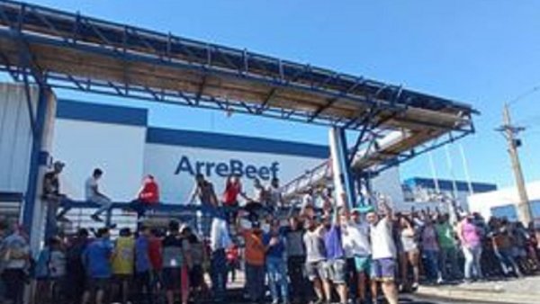 En ArreBeef anuncian 65 despidos: hay fuerzas para derrotarlo