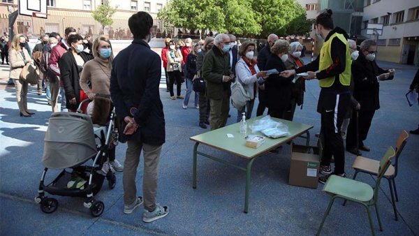 Sube dos puntos la participación electoral en Madrid en una elección muy polarizada