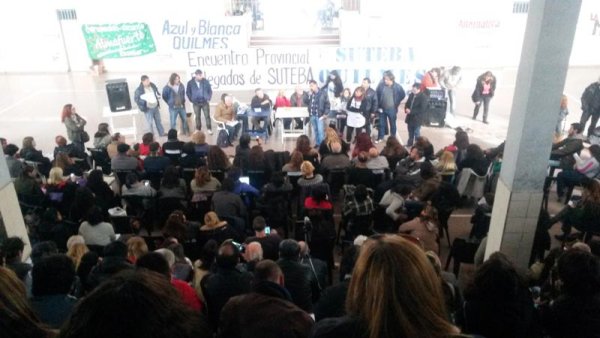 Docentes: importante plenario de los SUTEBA opositores