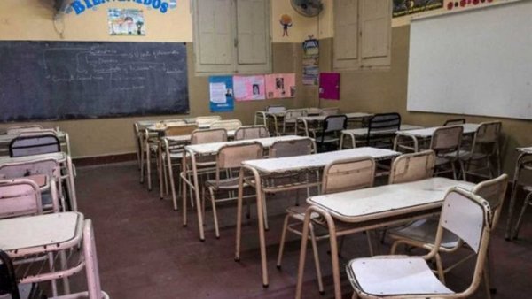 Schiaretti pone parches pero ni un peso para educación